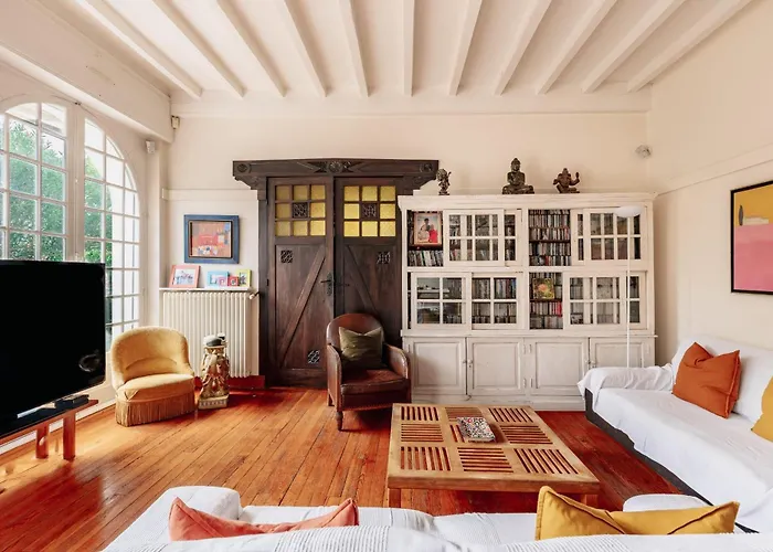 Ferienhaus Bayard - *